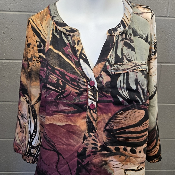 Reitmans womens 3/4 sleeve shirt abstract pattern - Picture 3 of 7